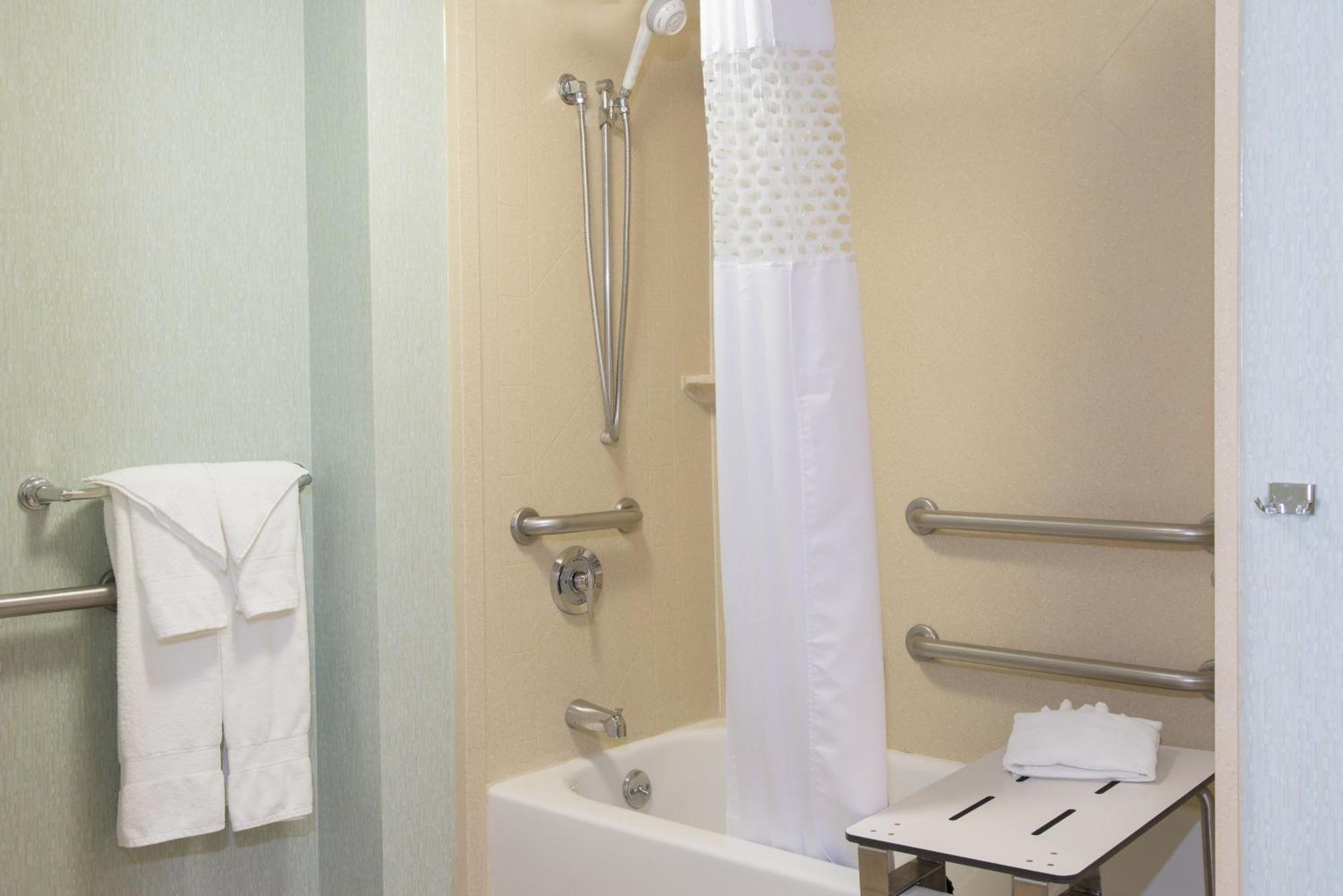 Hampton Inn & Suites Kokomo Esterno foto